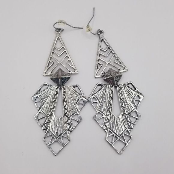 No Brand Jewelry - Earrings French hook Aztec silver toned 80s Women's dangle